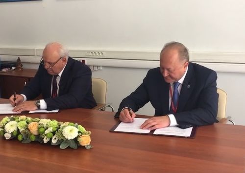 Глава Хакасии и губернатор Камчатского края подписали соглашение о сотрудничестве между регионами